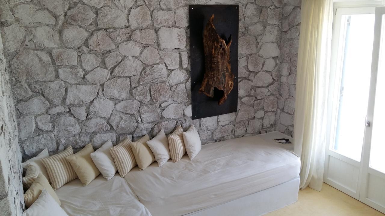 Milo Milo Suites Mandrakia Екстер'єр фото